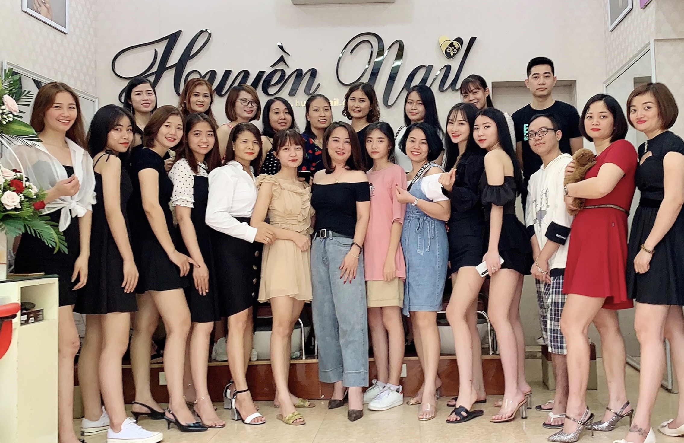 Lớp học nail tại Huyền Nail Hải Dương